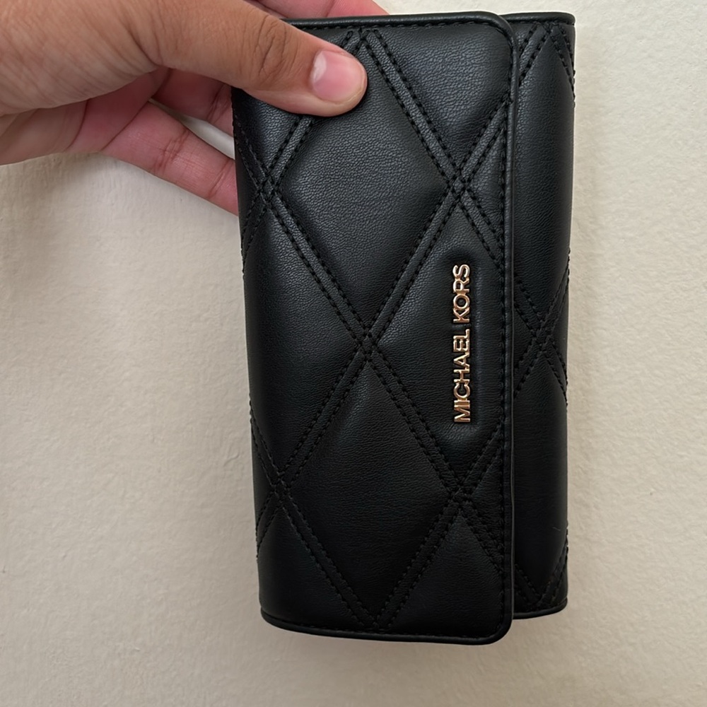 Michael kors trifold wallet vegan leather